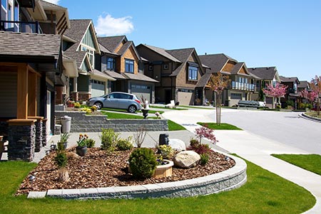 Is Now the Right Time to Buy a Home in Oakville with Today’s Market Conditions?